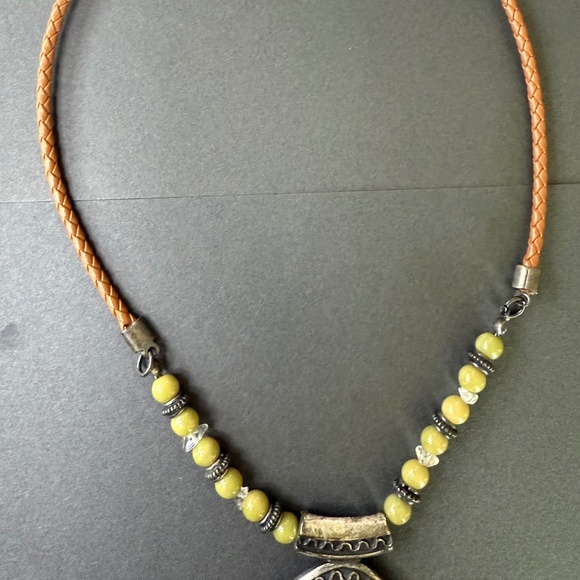 Chico's Southwestern Sun Pendant Leather Cord Necklace Womens Boho Chic Western - Picture 4 of 7